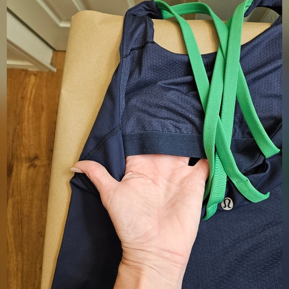 Lululemon Energy Tank - Picture 8 of 10